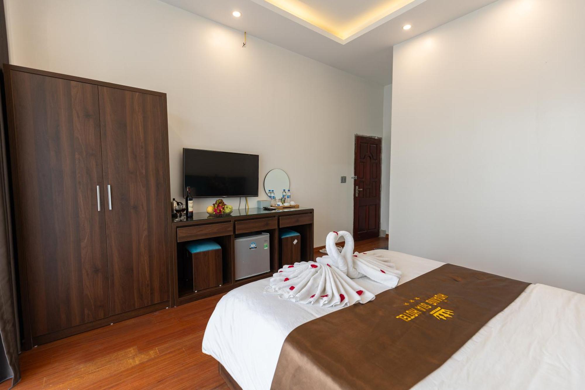 Hoang Gia Hotel Dong Anh Buitenkant foto