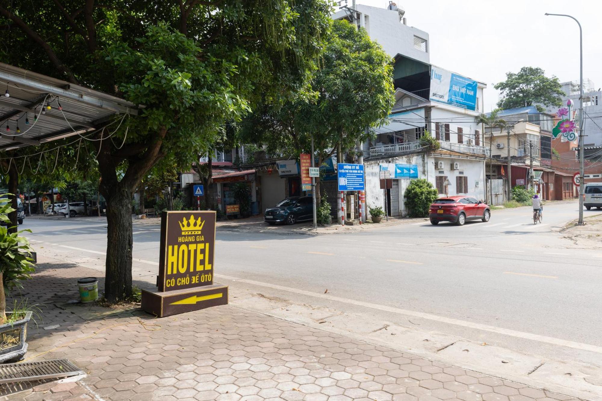 Hoang Gia Hotel Dong Anh Buitenkant foto